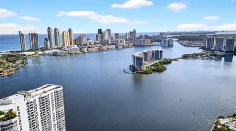3500 Mystic Pointe Drive Aventura FL 33180