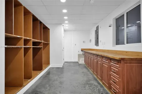 7311 NW 12th Street Miami FL 33126