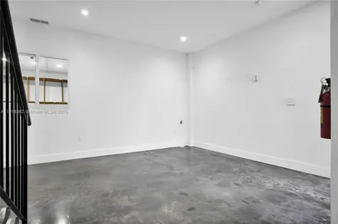 7311 NW 12th Street Miami FL 33126