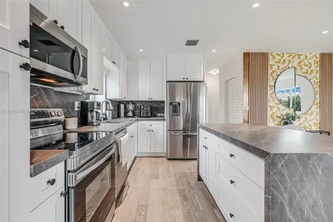 7901 SW 22nd Street Miami FL 33155