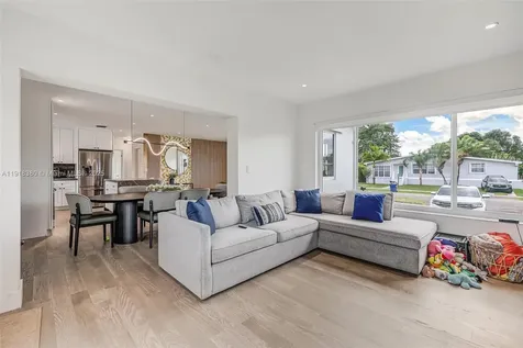 7901 SW 22nd Street Miami FL 33155