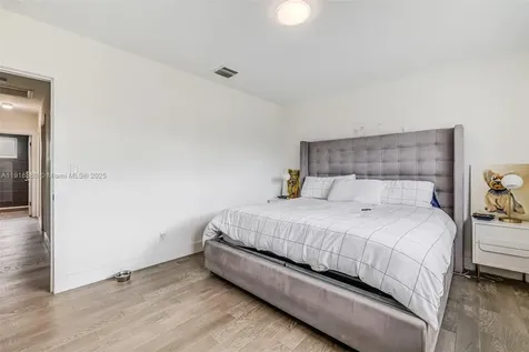7901 SW 22nd Street Miami FL 33155