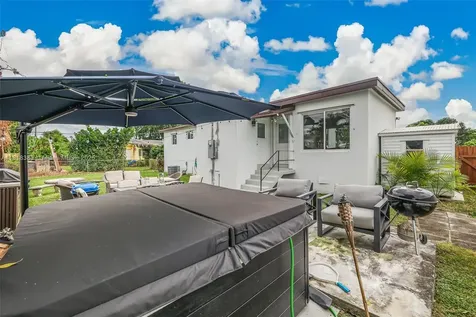 7901 SW 22nd Street Miami FL 33155
