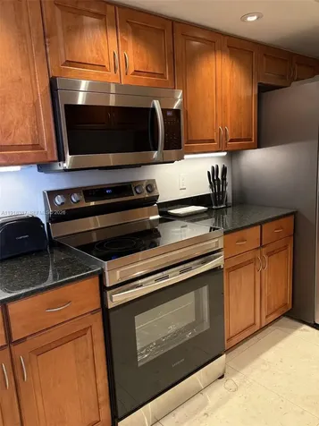6917 Collins Avenue Miami Beach FL 33141