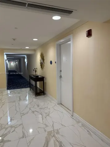 6917 Collins Avenue Miami Beach FL 33141
