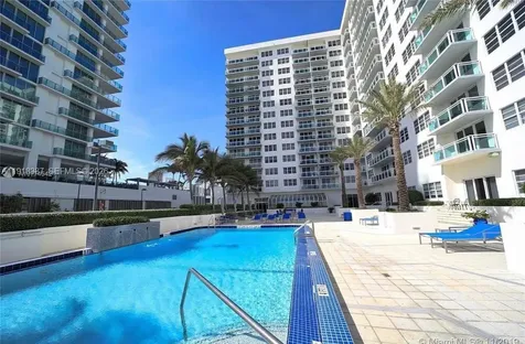 6917 Collins Avenue Miami Beach FL 33141