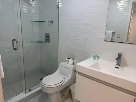 5445 Collins Avenue Miami Beach FL 33140
