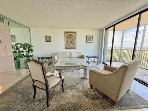 20301 W Country Club Drive Aventura FL 33180