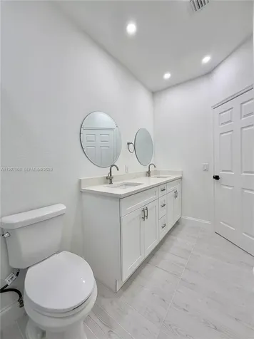 4412 Woodland Circle Tamarac FL 33319
