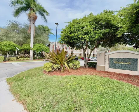 4412 Woodland Circle Tamarac FL 33319