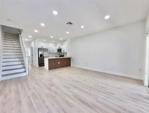 4412 Woodland Circle Tamarac FL 33319