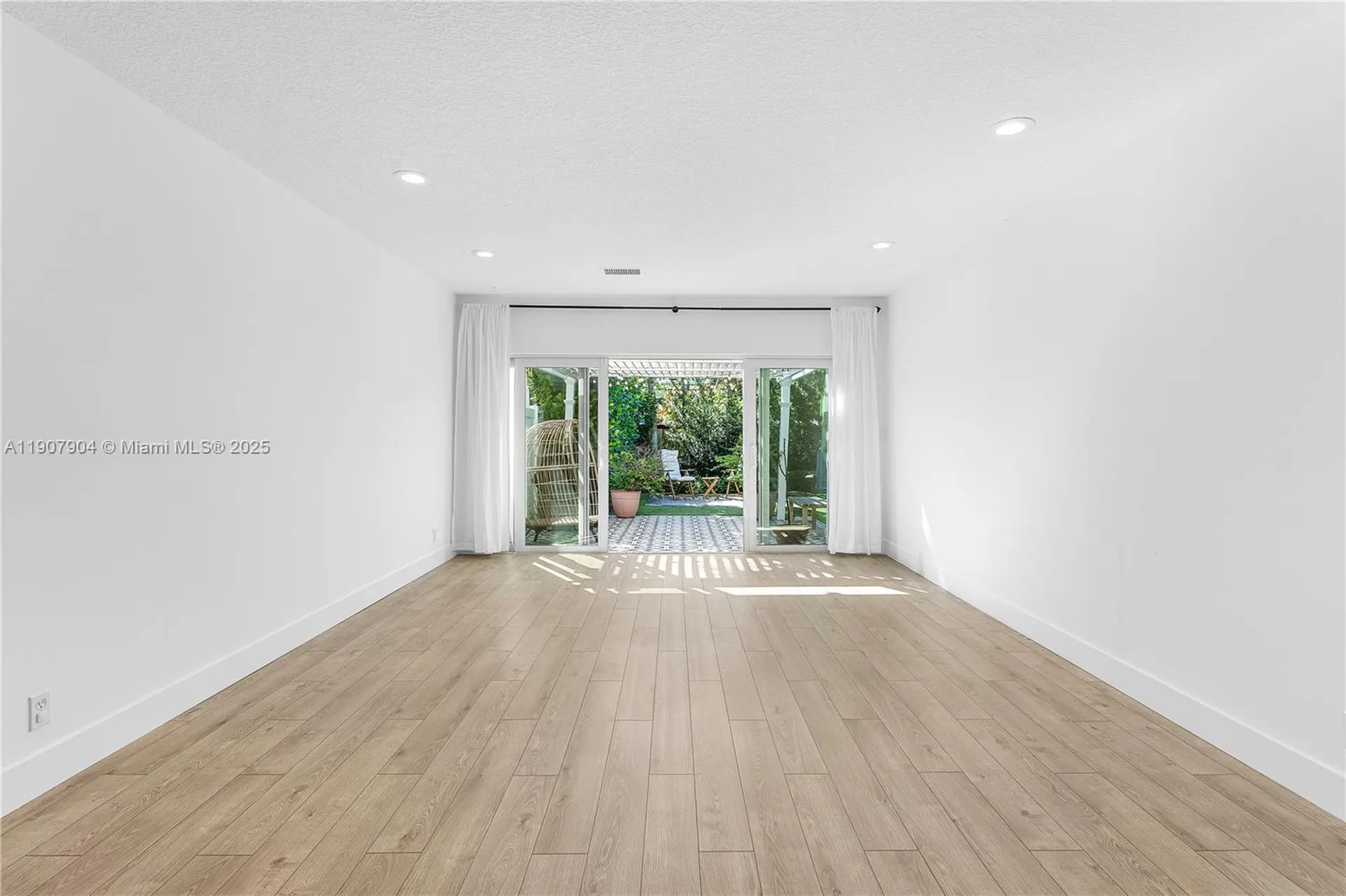 1616 NE 5th Street Fort Lauderdale FL 33301