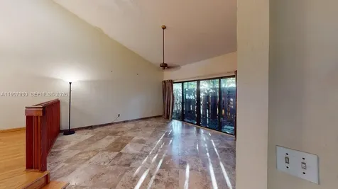 4222 SW 87th Terrace Davie FL 33328