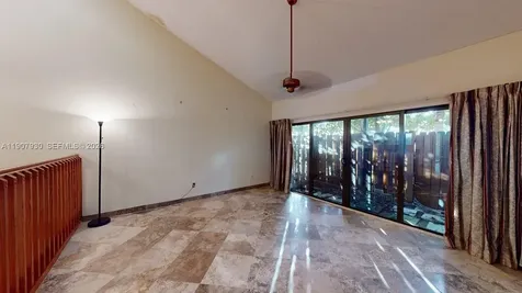 4222 SW 87th Terrace Davie FL 33328