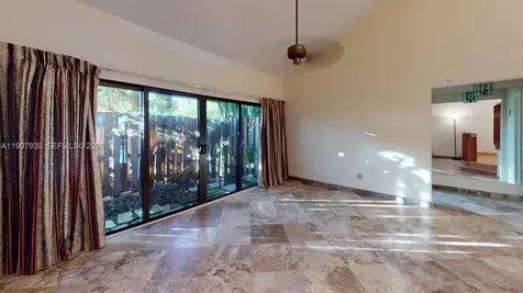4222 SW 87th Terrace Davie FL 33328