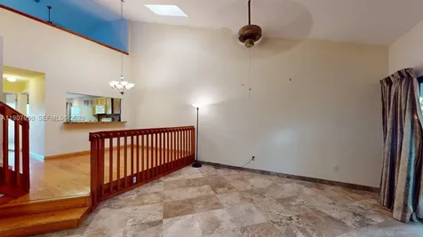 4222 SW 87th Terrace Davie FL 33328