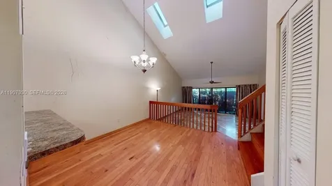 4222 SW 87th Terrace Davie FL 33328