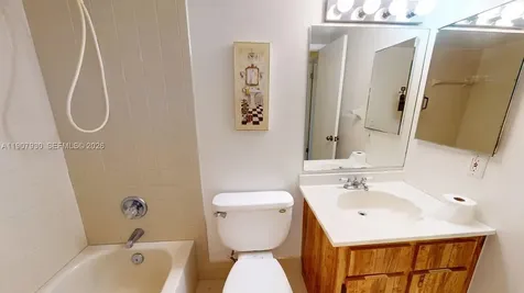 4222 SW 87th Terrace Davie FL 33328