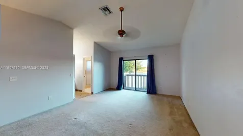 4222 SW 87th Terrace Davie FL 33328