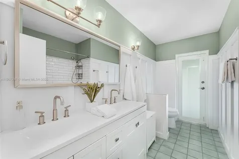 7485 SW 159th Terrace Palmetto Bay FL 33157