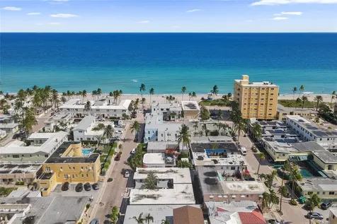 322 Oklahoma Street Hollywood FL 33019