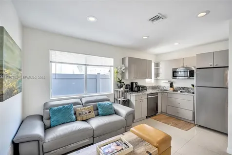 322 Oklahoma Street Hollywood FL 33019