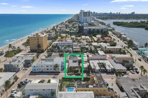 322 Oklahoma Street Hollywood FL 33019