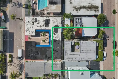 322 Oklahoma Street Hollywood FL 33019