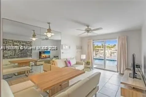 1435 SE 15th Street Fort Lauderdale FL 33316