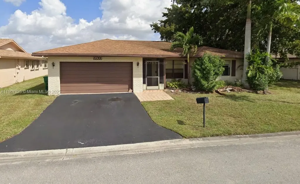9803 NW 75th Court Tamarac FL 33321