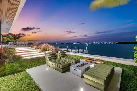 11400 N Bayshore Drive North Miami FL 33181