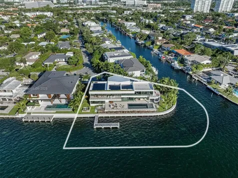11400 N Bayshore Drive North Miami FL 33181