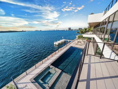 11400 N Bayshore Drive North Miami FL 33181