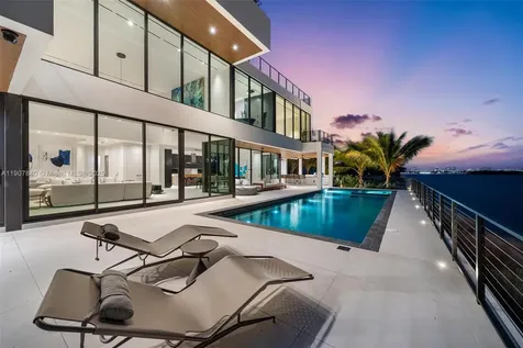 11400 N Bayshore Drive North Miami FL 33181