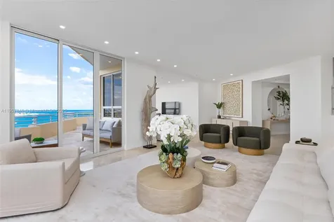 808 Brickell Key Drive Miami FL 33131