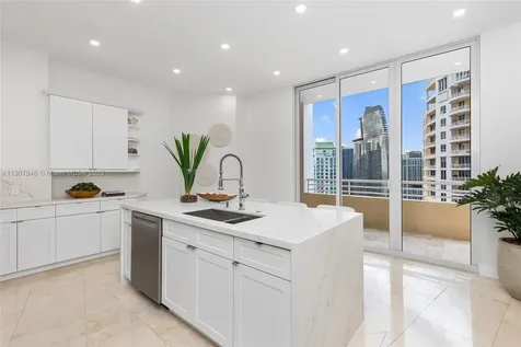 808 Brickell Key Drive Miami FL 33131