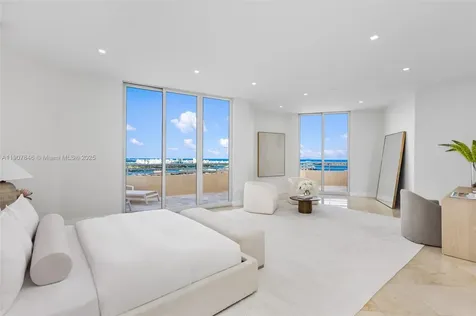 808 Brickell Key Drive Miami FL 33131