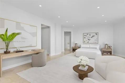 808 Brickell Key Drive Miami FL 33131