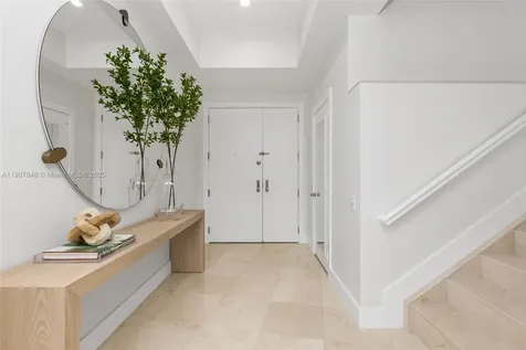 808 Brickell Key Drive Miami FL 33131