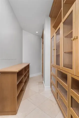 808 Brickell Key Drive Miami FL 33131