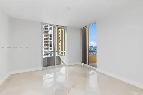 808 Brickell Key Drive Miami FL 33131