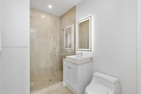808 Brickell Key Drive Miami FL 33131