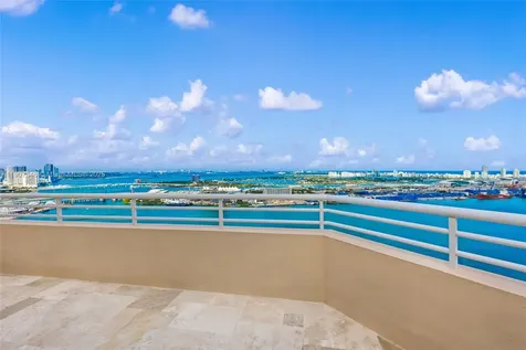 808 Brickell Key Drive Miami FL 33131