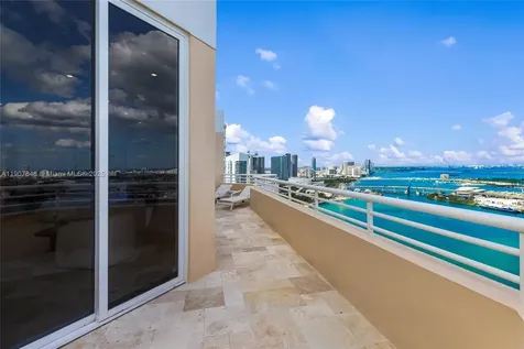 808 Brickell Key Drive Miami FL 33131