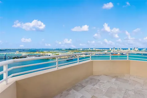 808 Brickell Key Drive Miami FL 33131