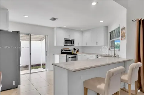 662 SE 27th Drive Homestead FL 33033