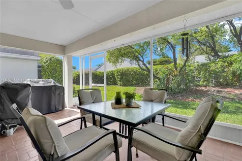 662 SE 27th Drive Homestead FL 33033