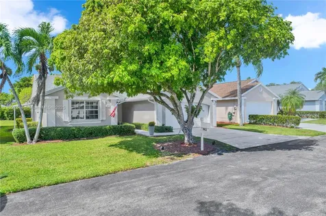 662 SE 27th Drive Homestead FL 33033
