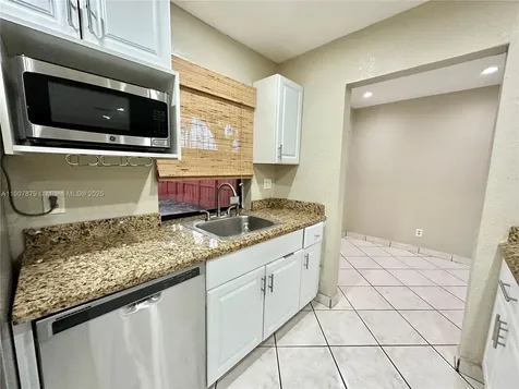 10554 NW 3rd Street Pembroke Pines FL 33026