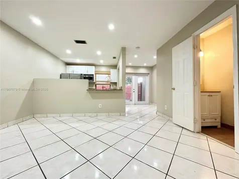 10554 NW 3rd Street Pembroke Pines FL 33026